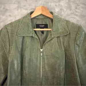 Alfani Women's Leather Jacket Embossed Green EUC